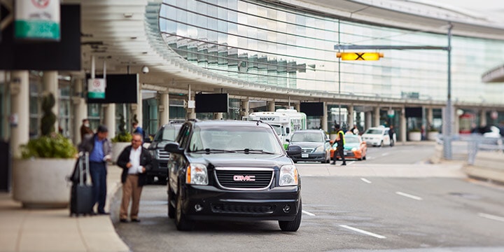 taxi rides to pearson airport, bus terminals and union station